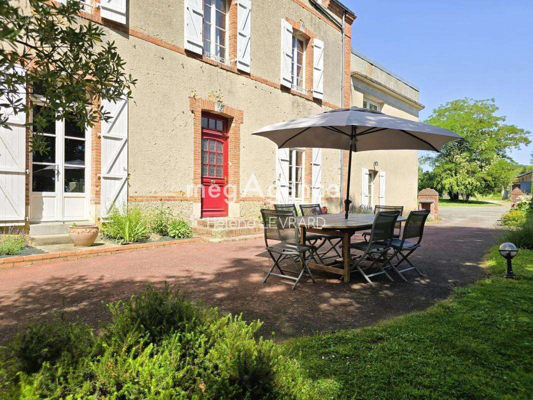Maison à EVRON