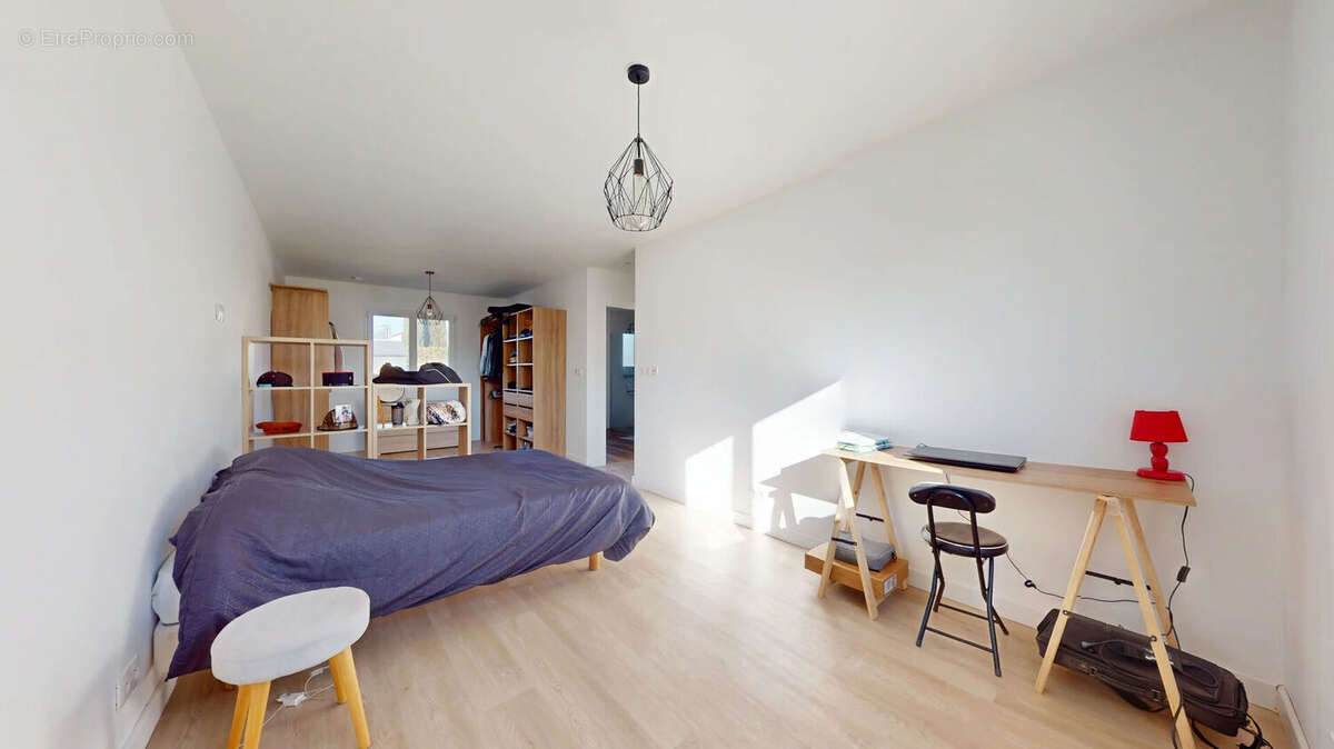 Maison à PUGET-SUR-ARGENS