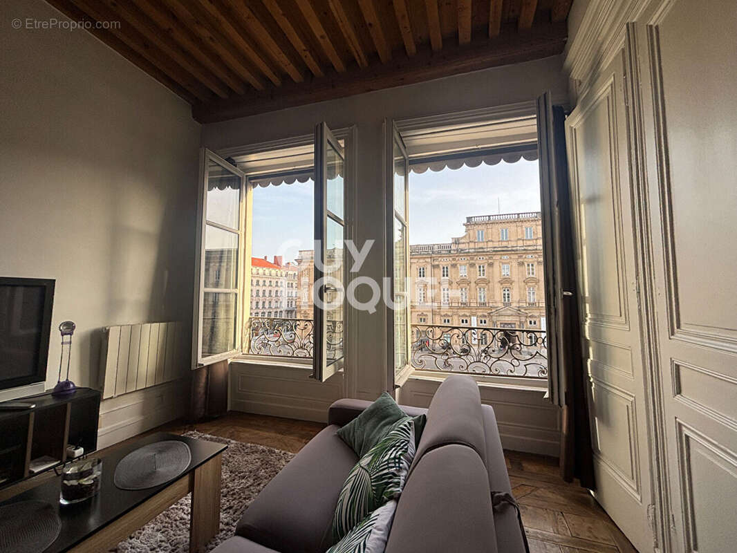 Appartement à LYON-1E