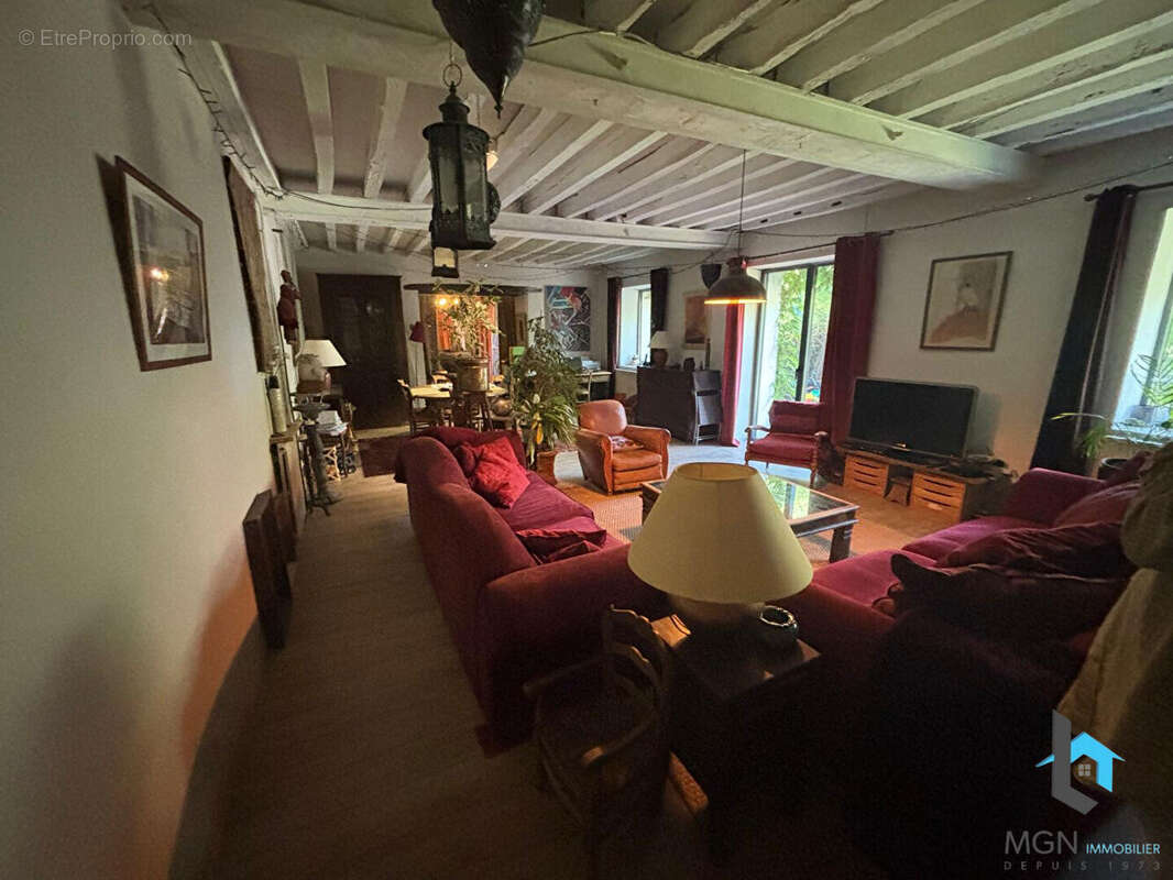 Maison à NOGENT-LE-ROI