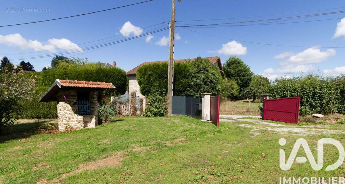 Photo 2 - Maison à SAINT-DENIS-DES-MURS