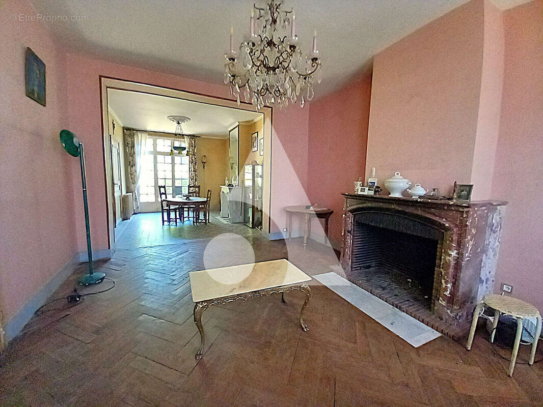 Maison à PRESEAU