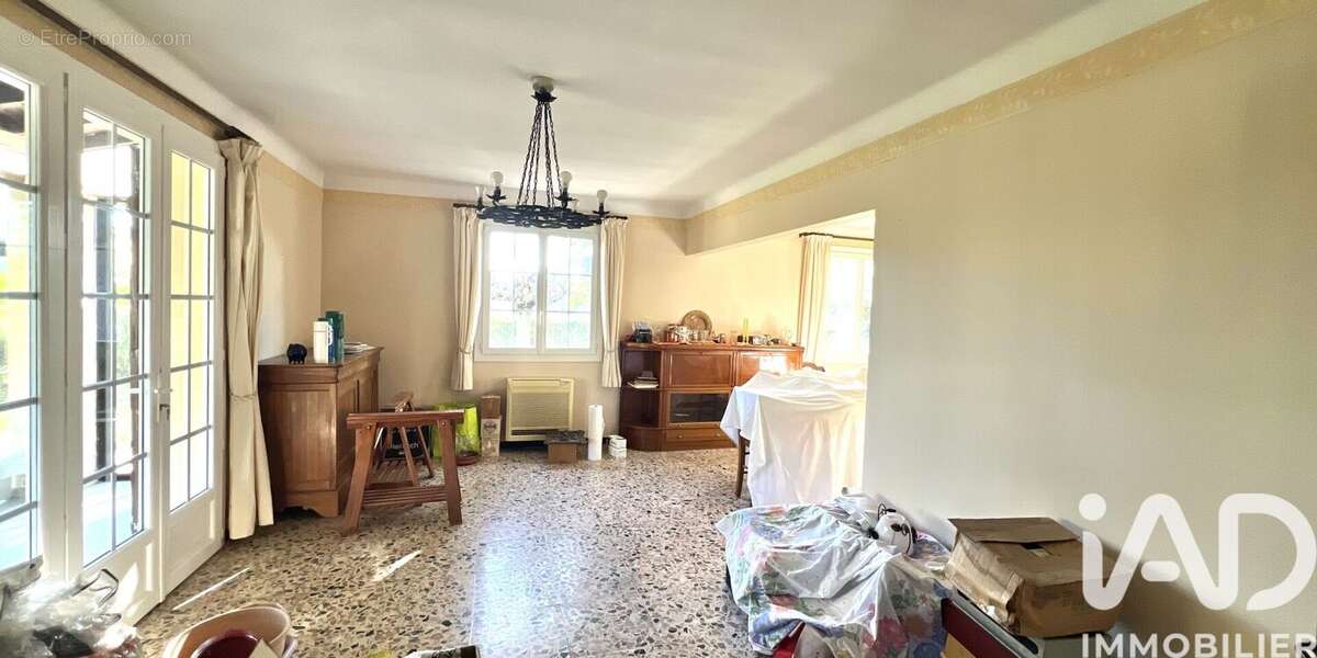 Photo 9 - Maison à L'ISLE-SUR-LA-SORGUE