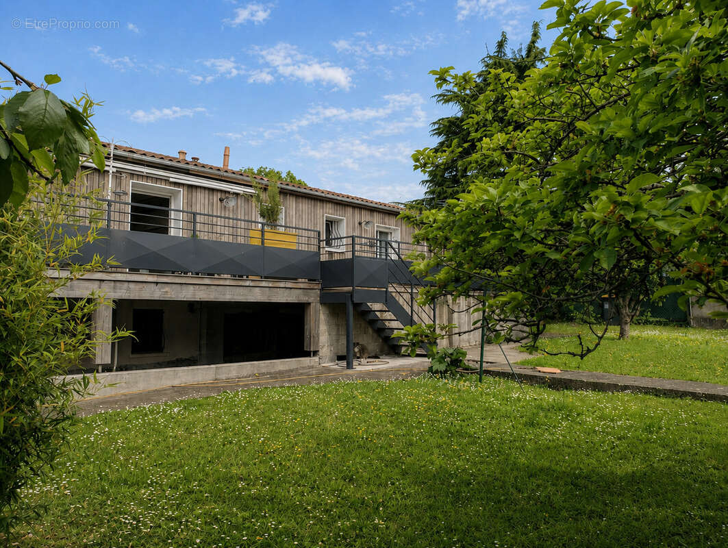 Maison à CHAMPNIERS