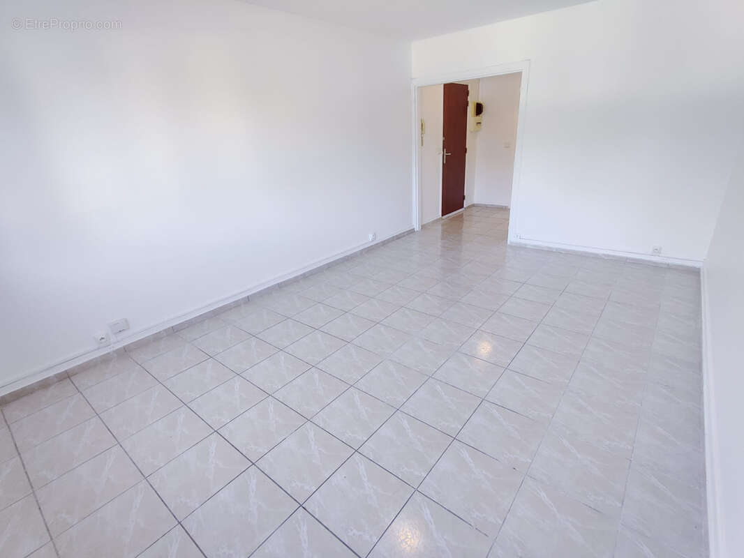 Appartement à RIS-ORANGIS