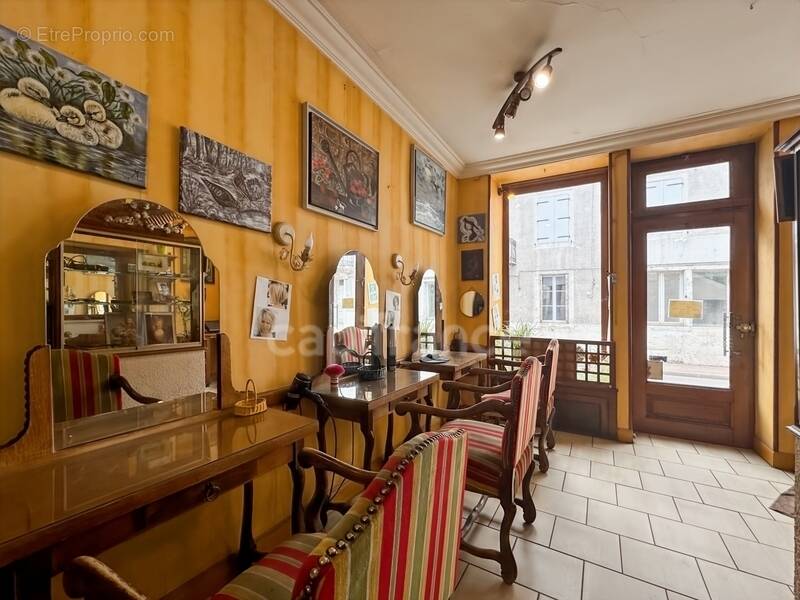 Commerce à CHATILLON-EN-BAZOIS