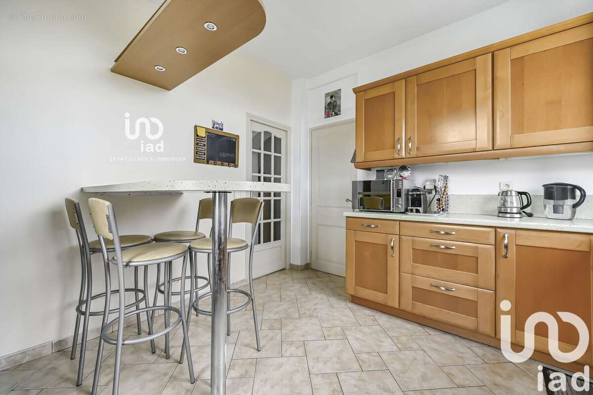 Maison 160 m² à Nanterre  - photo 7