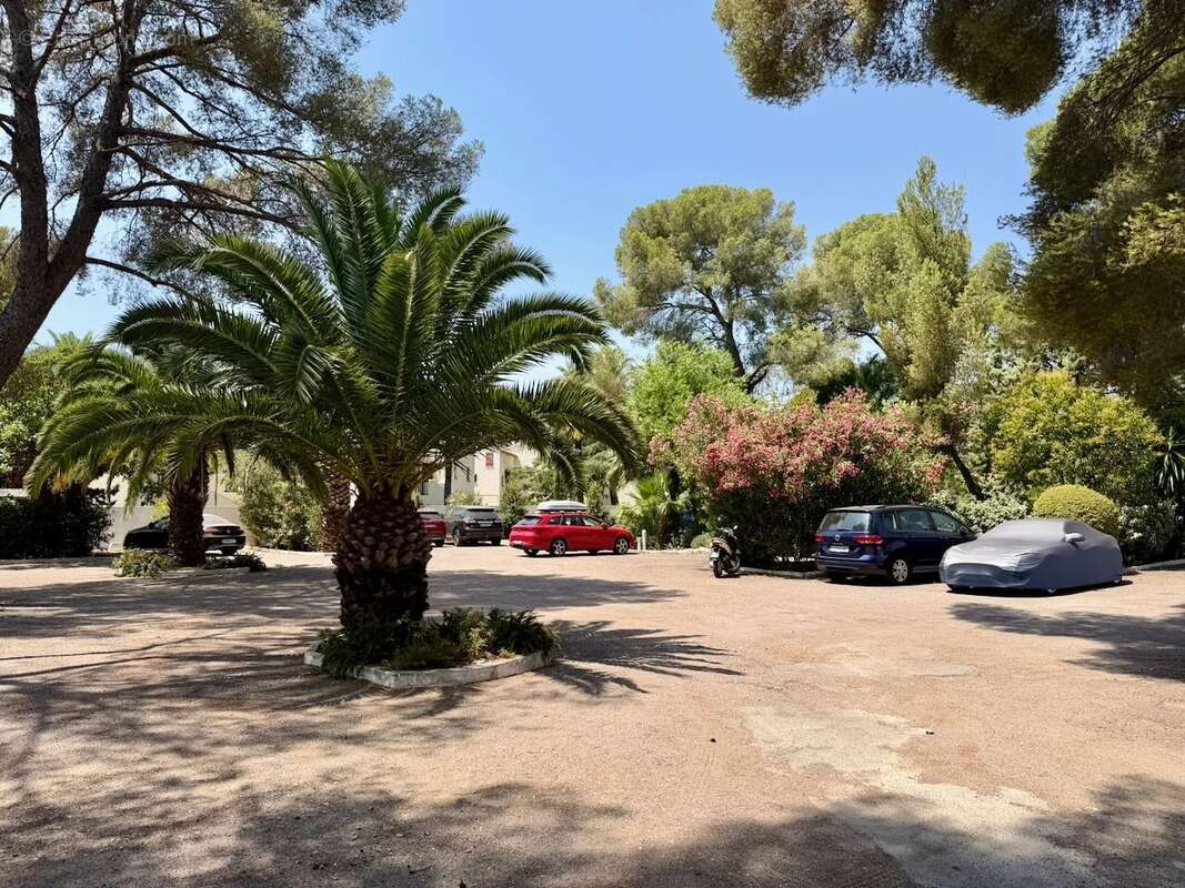Appartement avec jardin privatif dans la prestigieuse Villa Palladio - photo 21
