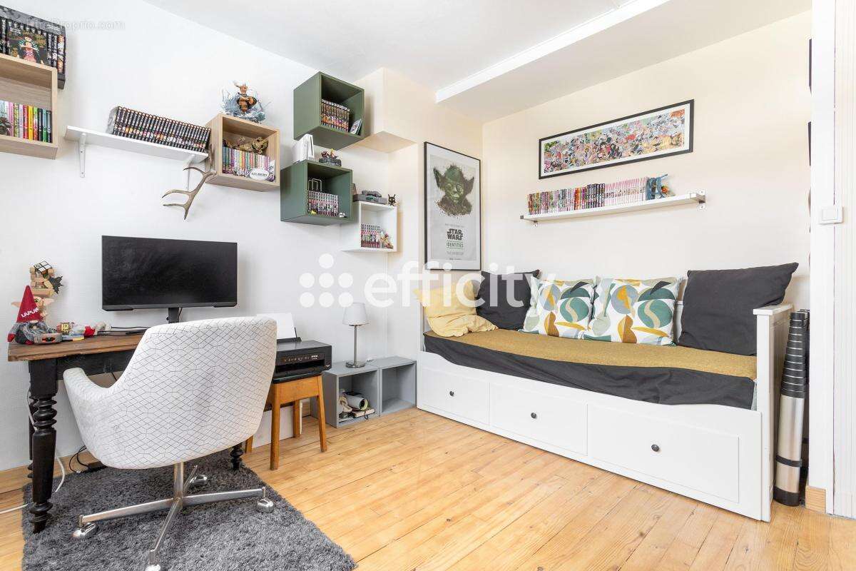 Maison 88 m² à Cuincy  - photo 12