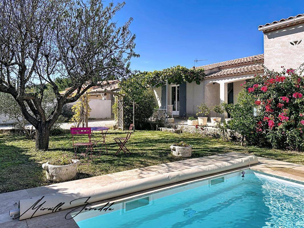 Maison à JONQUIERES-SAINT-VINCENT