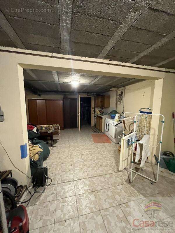 Maison 140 m² à Saint-Jean-De-Vaux  - photo 14