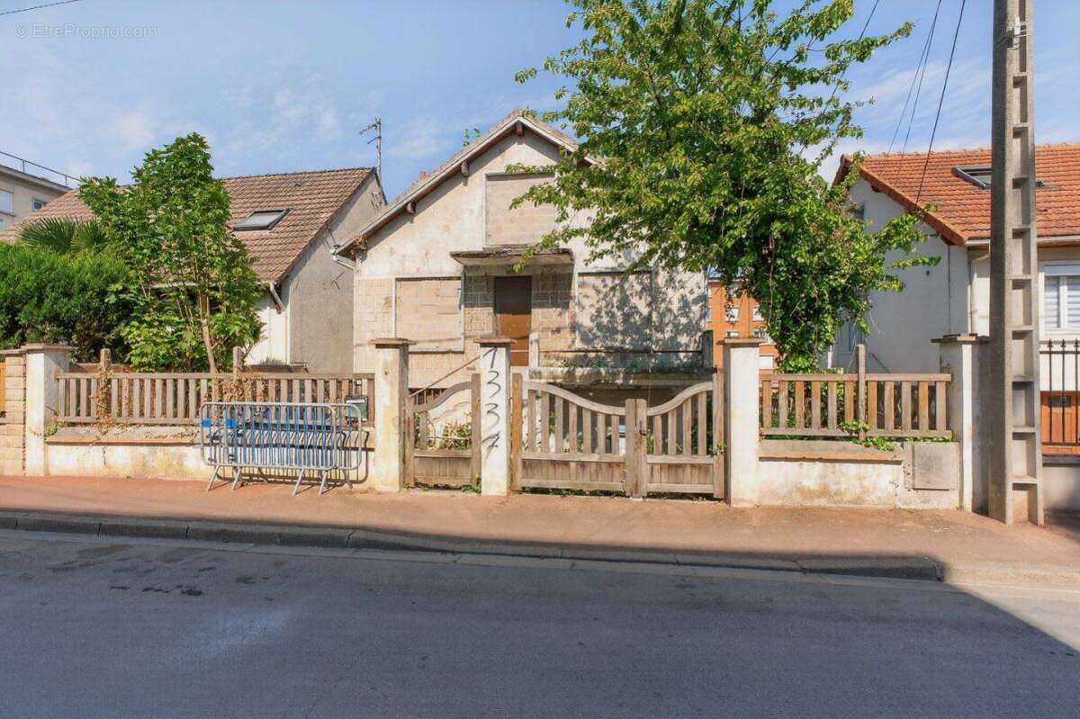 Maison à LIVRY-GARGAN