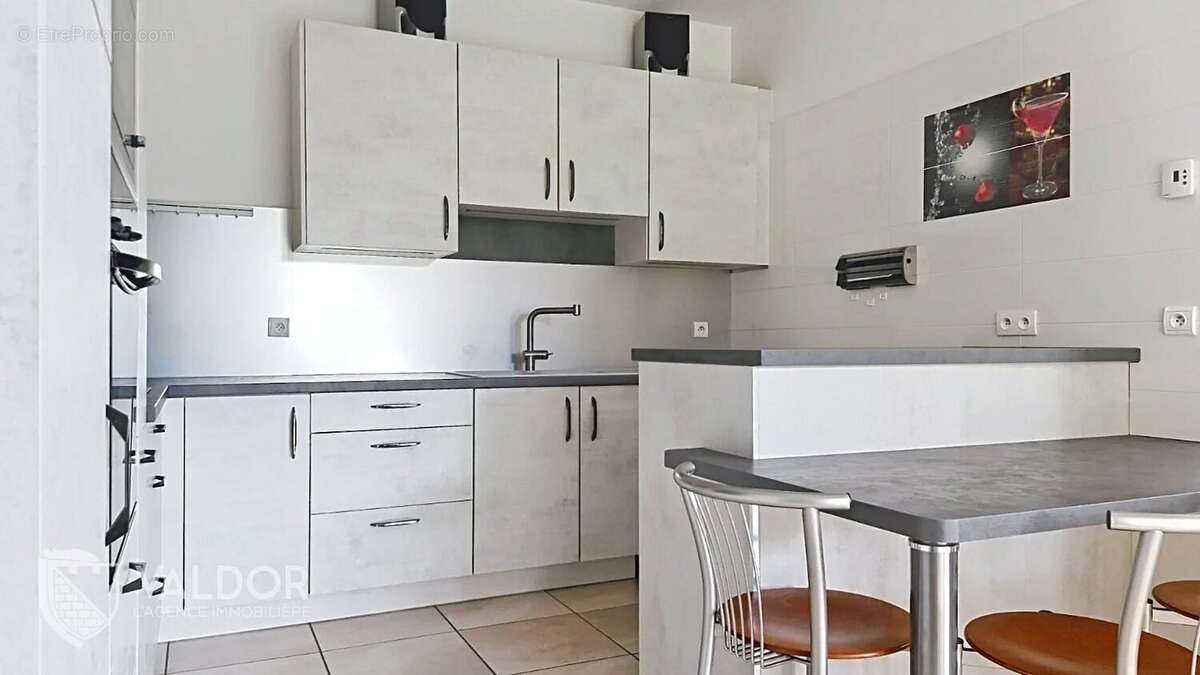 Maison à MONTMERLE-SUR-SAONE