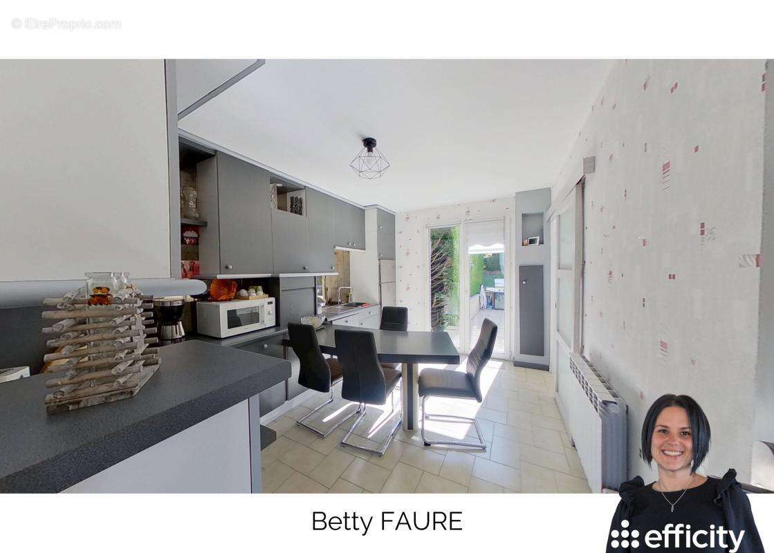 Maison à SAINT-FERREOL-D&#039;AUROURE