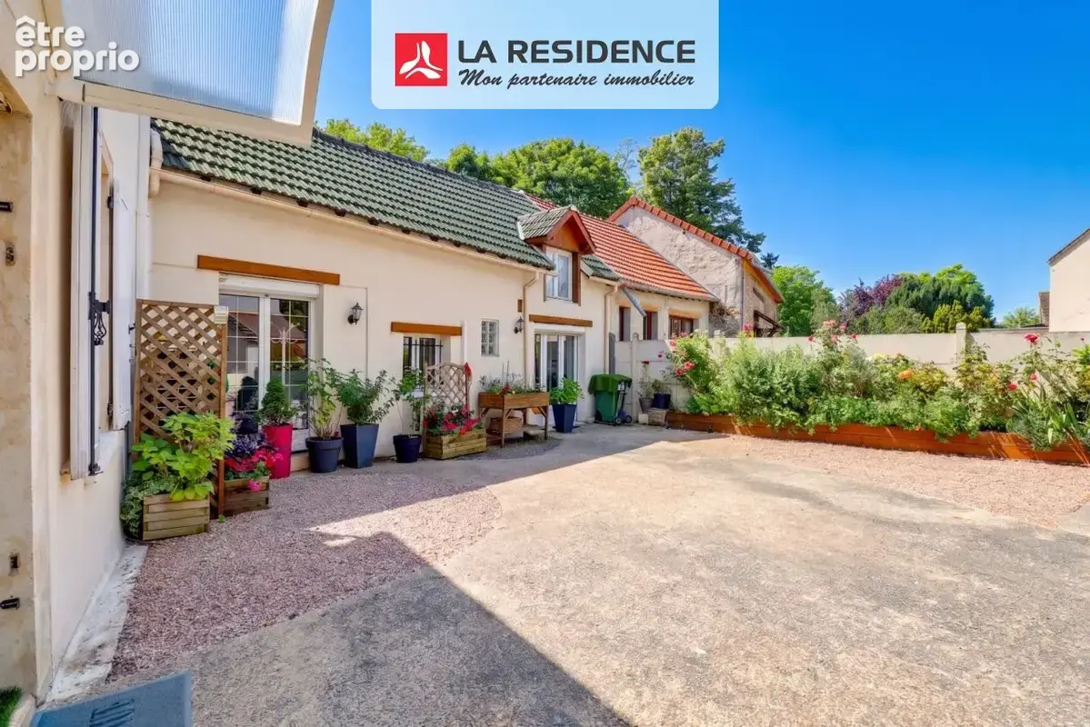 Maison 7 pièces 147 m² à vendre à Jouars-Pontchartrain (78760) - photo 2