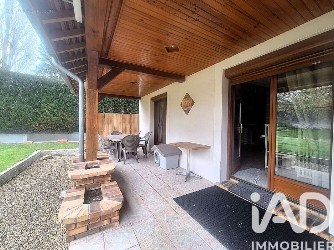 Photo 3 - Maison à SAINT-CYR-SUR-MORIN
