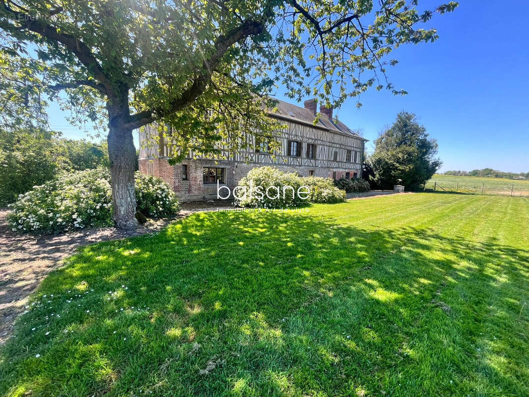 Maison à BOURG-ACHARD