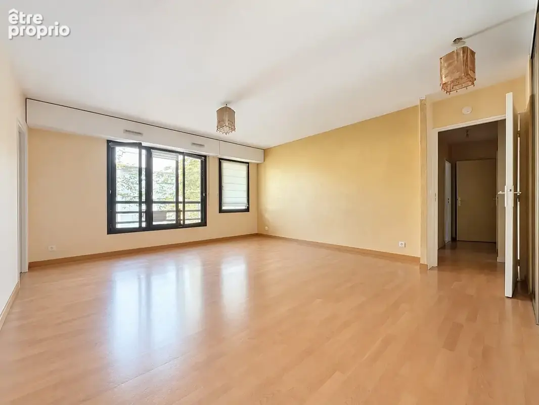 Appartement à SURESNES