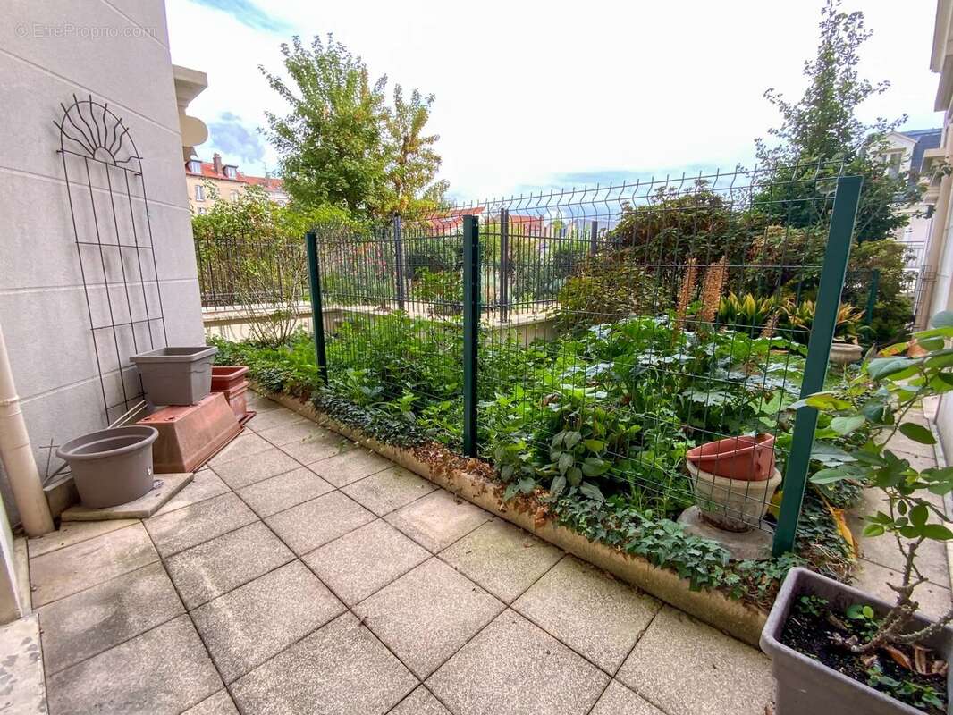 Appartement à LE RAINCY