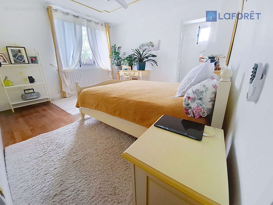 Maison à LAGNY-SUR-MARNE