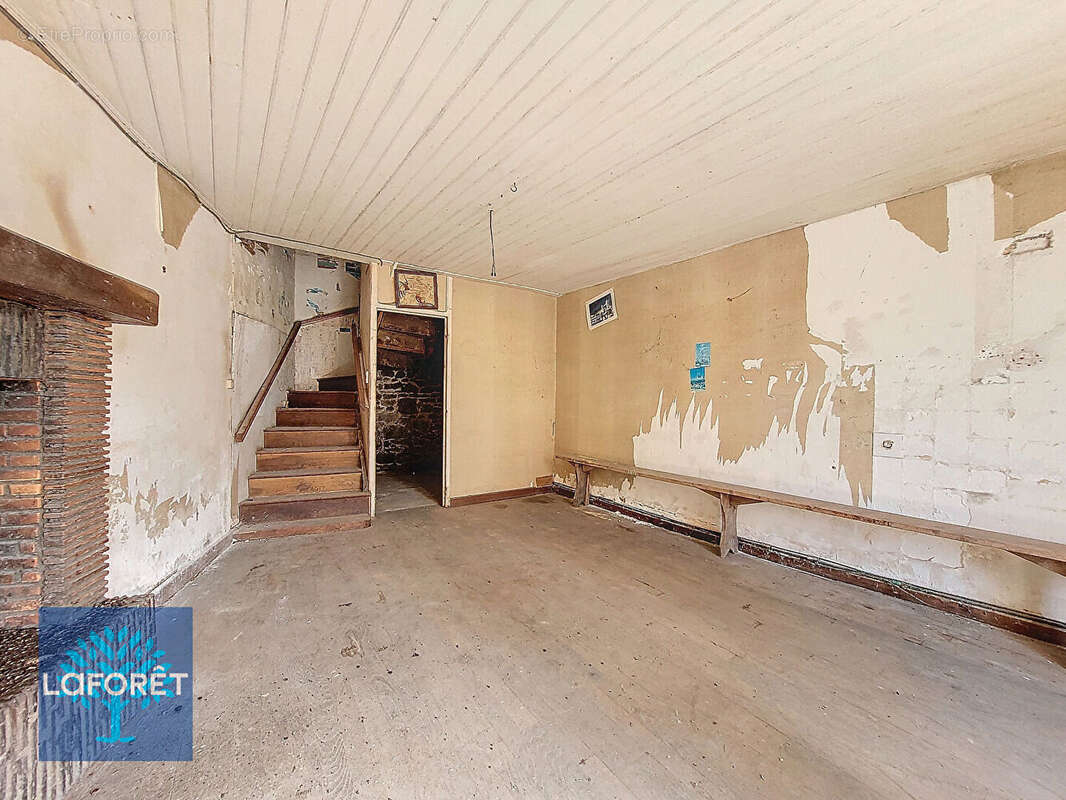 Maison à LA SELLE-EN-COGLES