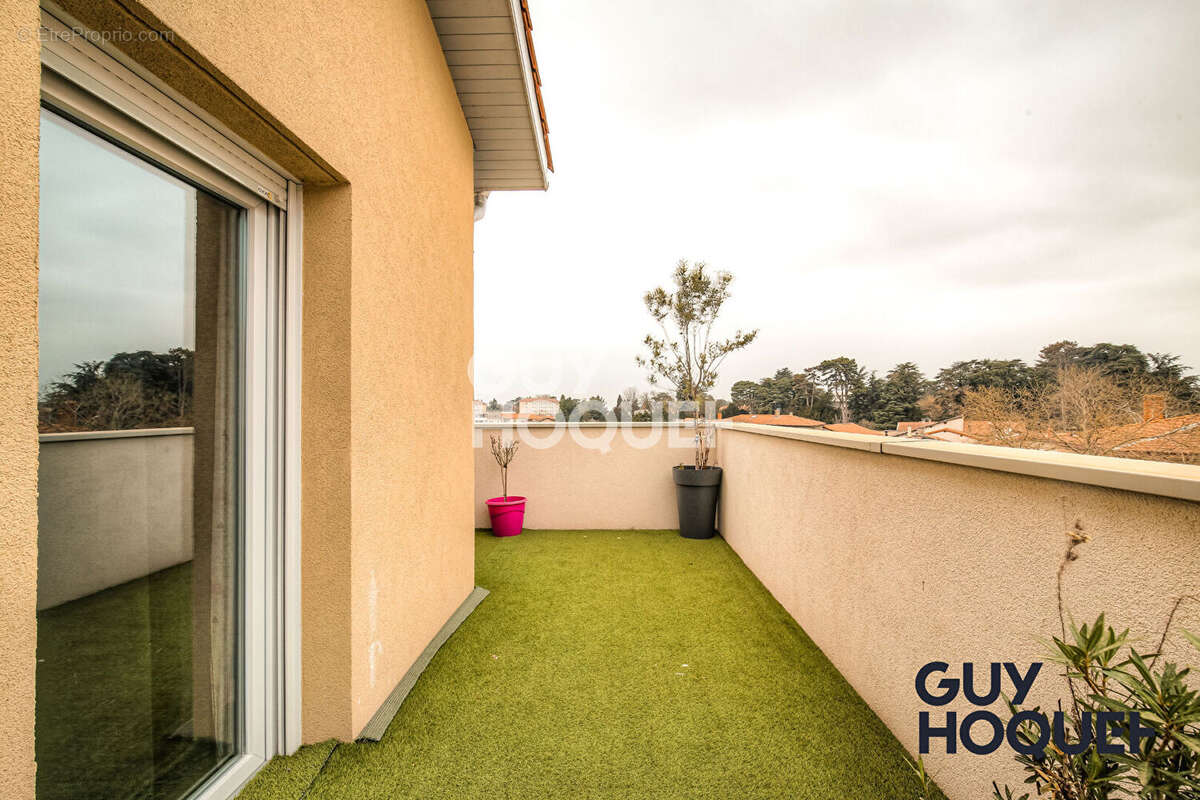 Appartement à RILLIEUX-LA-PAPE