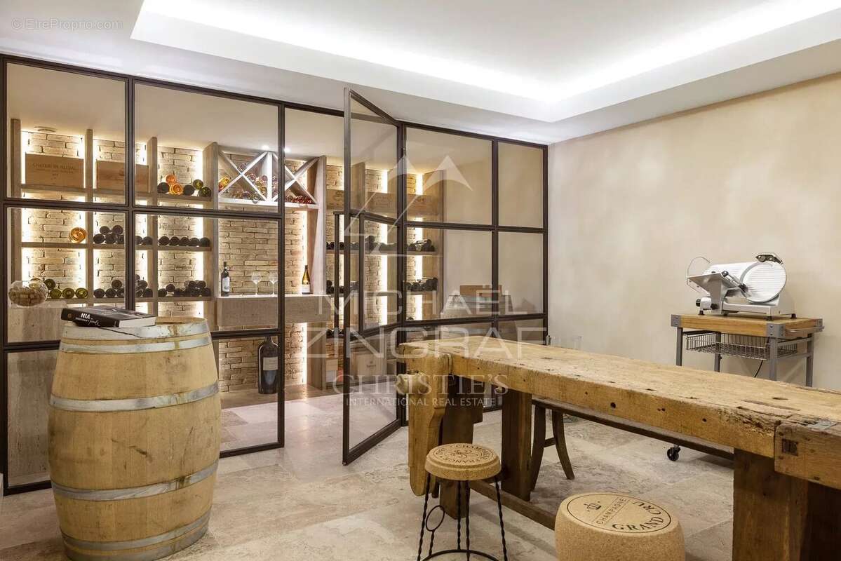 Maison à MOUGINS