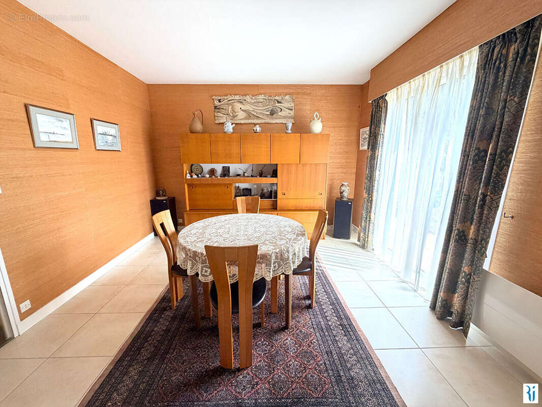 Maison 194 m² à Bonsecours  - photo 6