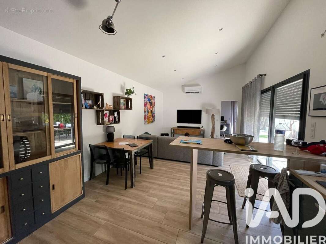 Photo 5 - Maison à ENSUES-LA-REDONNE