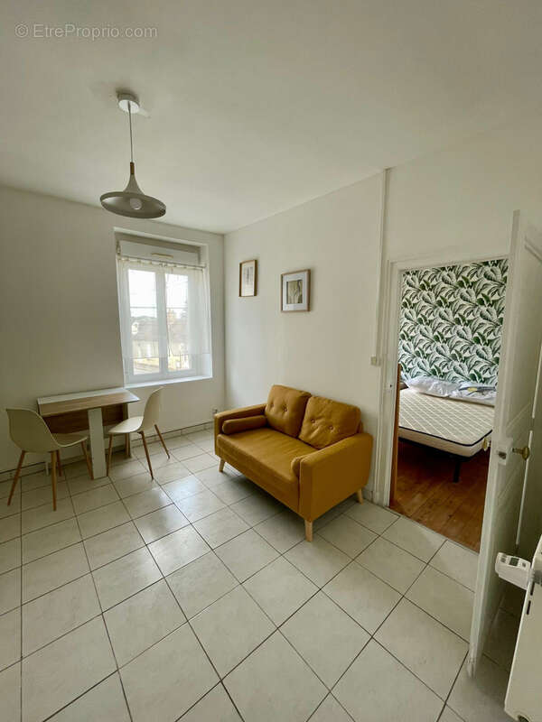 Appartement à LA SUZE-SUR-SARTHE