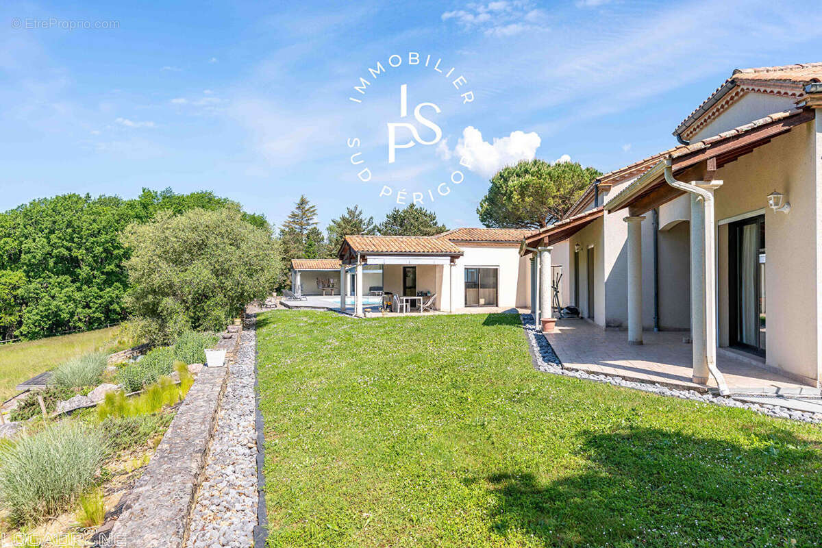 Maison à SAINTE-LIVRADE-SUR-LOT