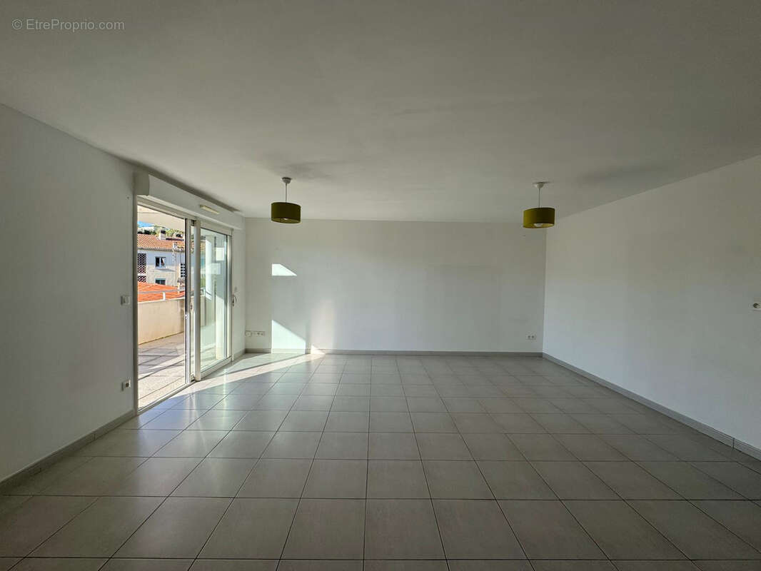 Appartement à NIMES