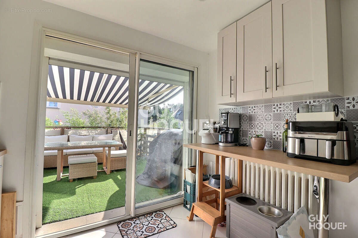 Maison à SAINTE-GENEVIEVE-DES-BOIS