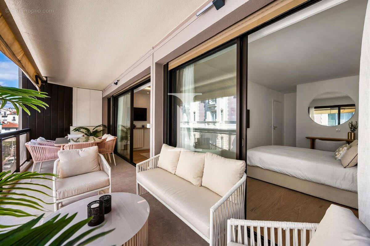 Appartement à CANNES