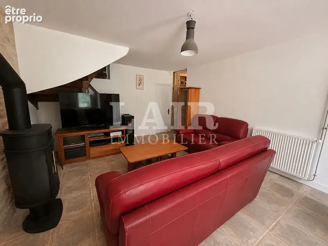 Maison en pierres à vendre à Saint Fraimbault - Ref O15269 - photo 2