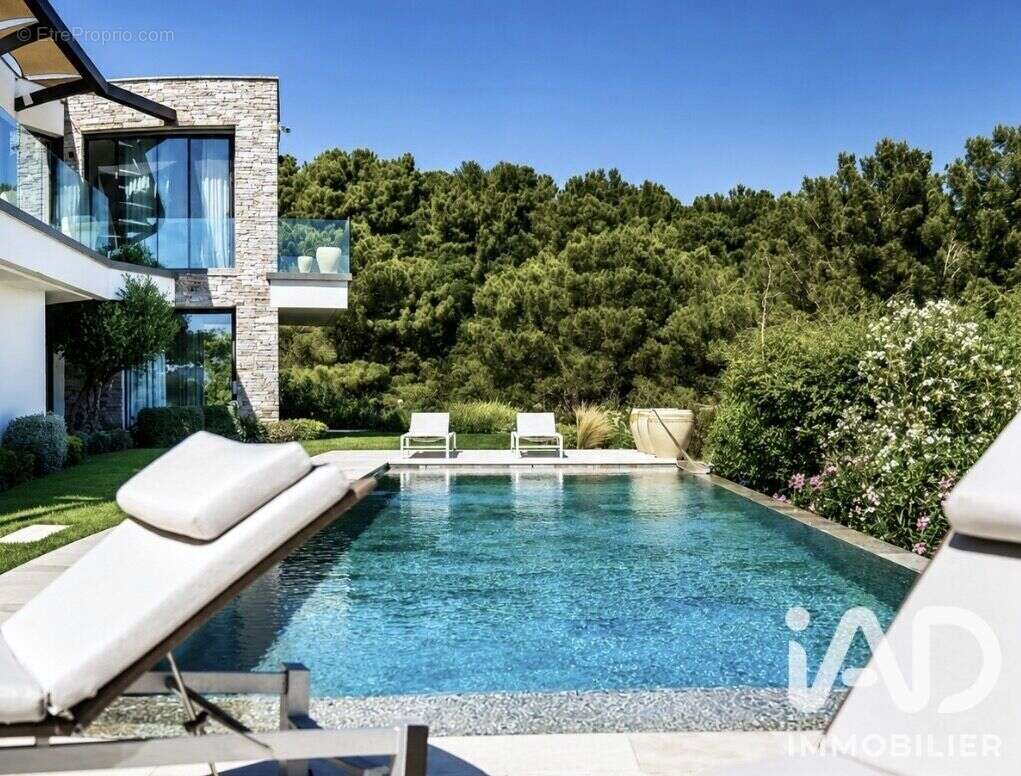Photo 3 - Maison à LA CROIX-VALMER