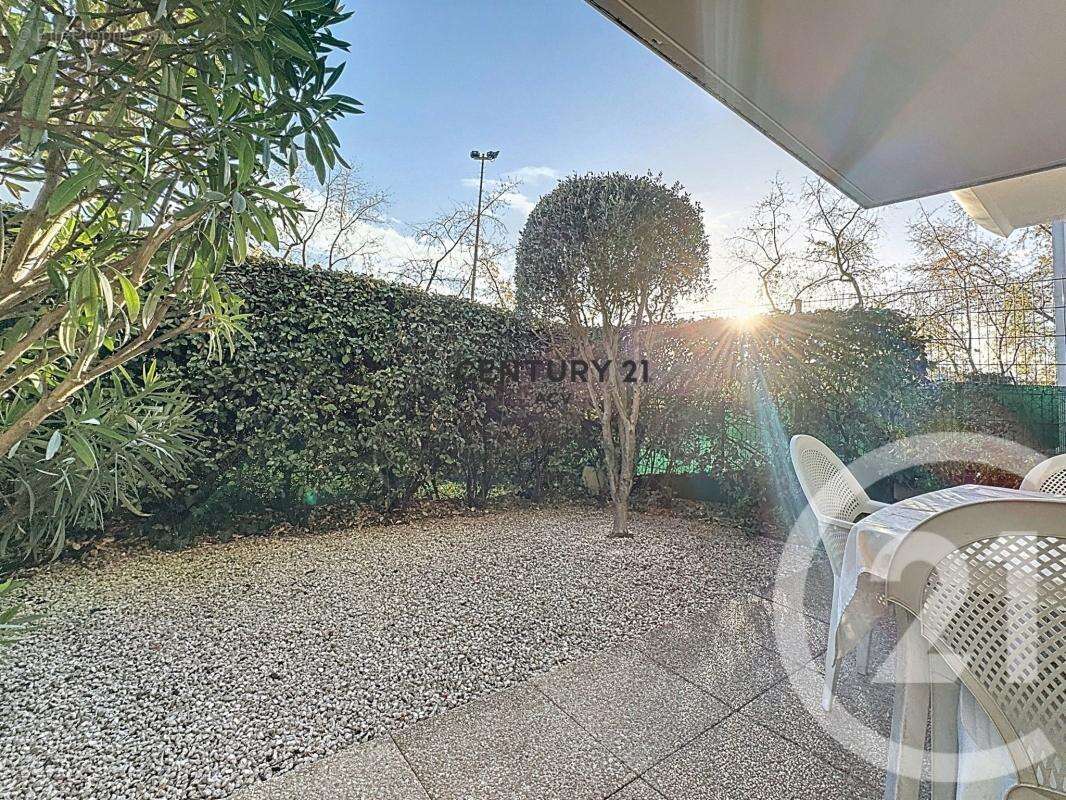 Appartement à MAISONS-ALFORT