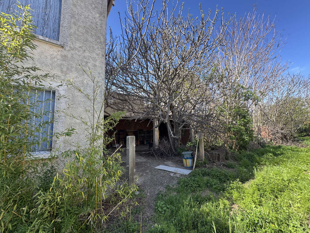 Maison à COURSAN
