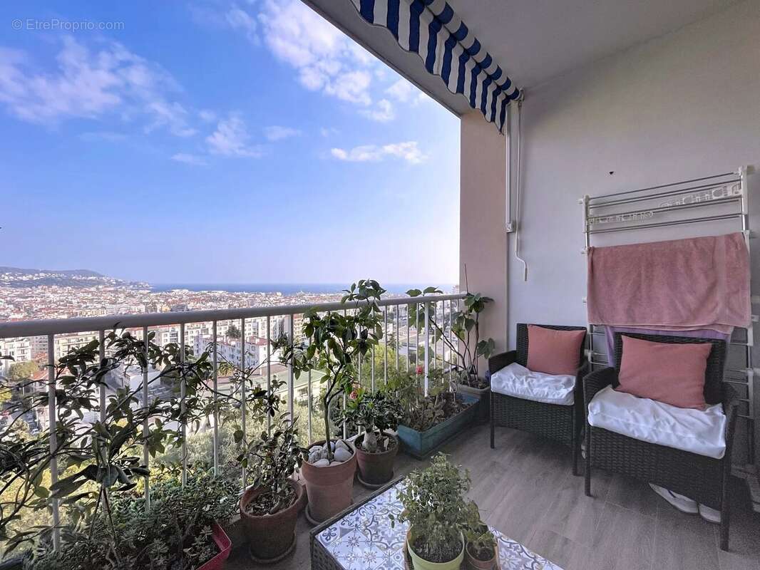 Appartement à NICE
