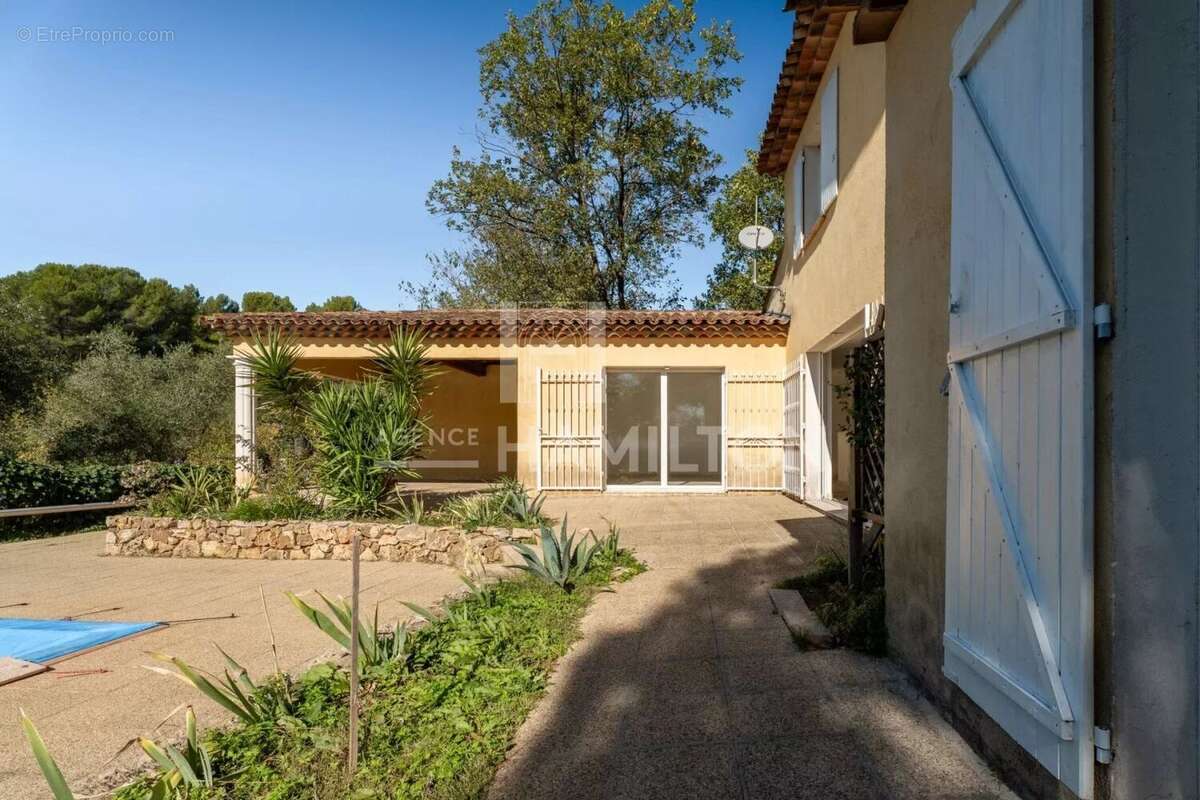Maison à GRASSE