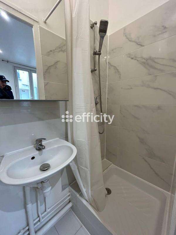 Appartement à PARIS-11E