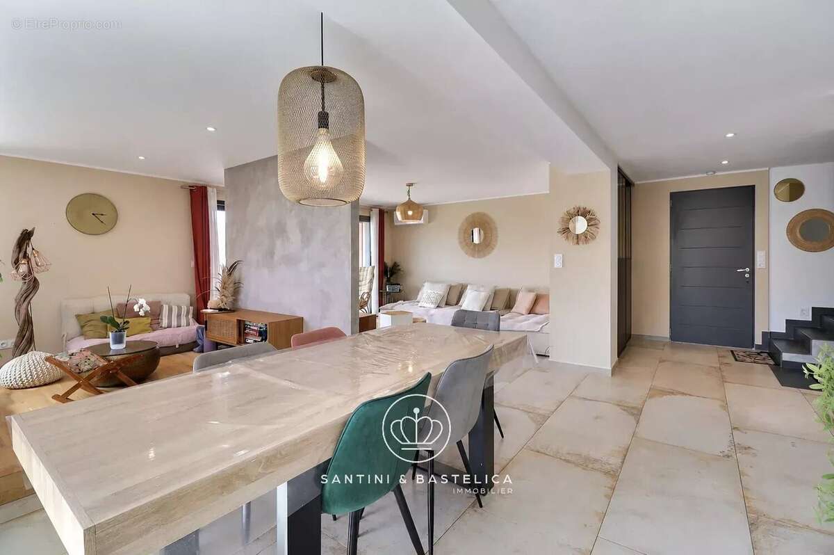 Villa contemporaine avec piscine et dépendance à Pietralba – Ajaccio - photo 6