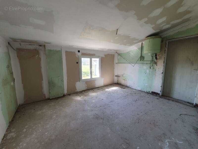 Maison à VILLENEUVE-DE-MARSAN