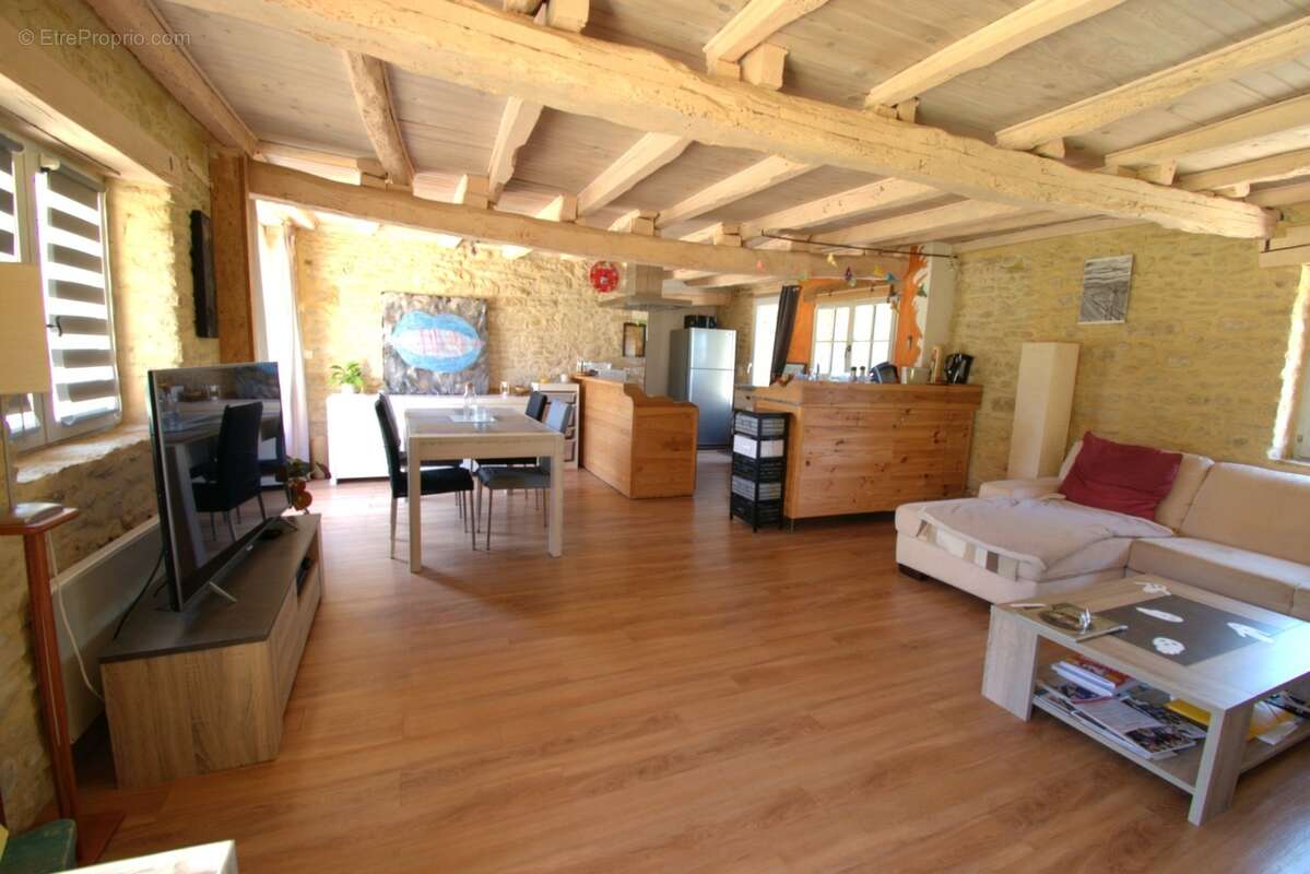 SAINT GENIES (24), vente propriété 277 m2 sur 4 ha, gîtes en activité - photo 19