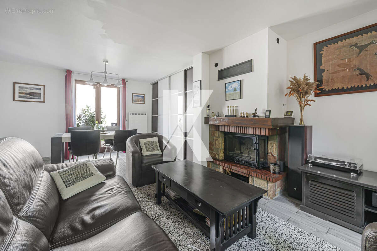 salon / salle à manger - Maison à ARGENTEUIL