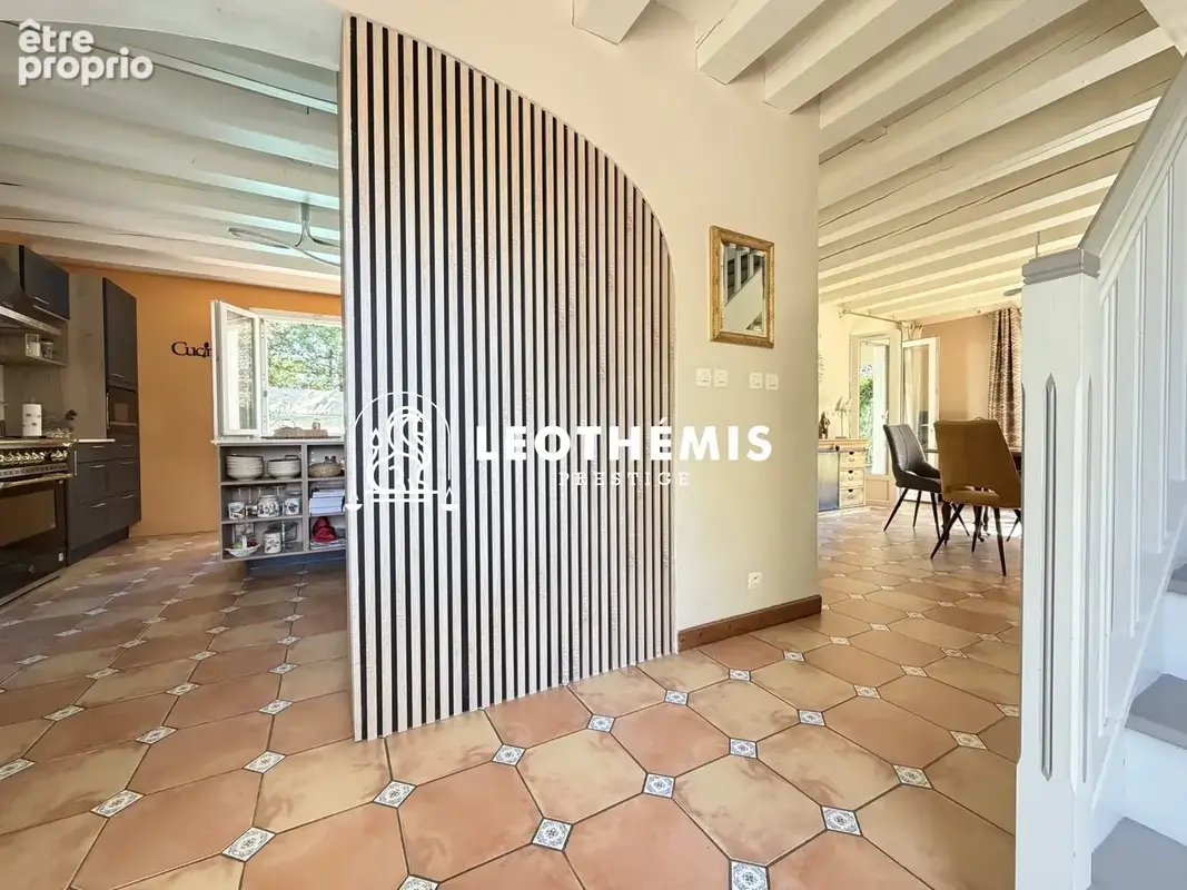Maison 9 pièces 398 m² à vendre à Les Mathes (17570) - photo 7