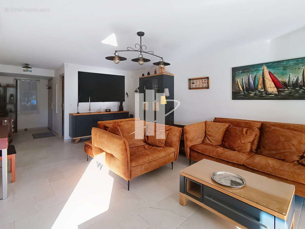 Appartement à SAINT-RAPHAEL