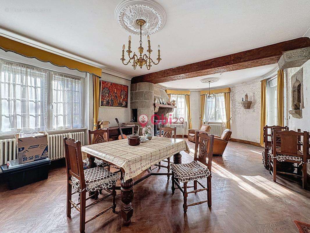 Maison à CHATEAULIN