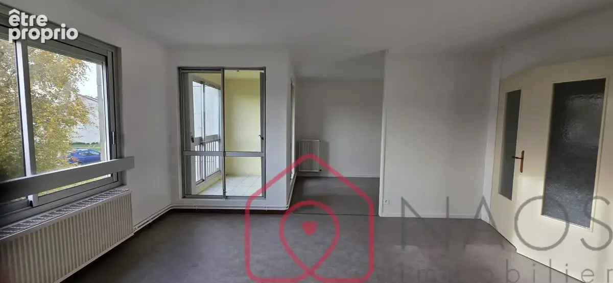 GIBAUDERIE. Grand T4 de 103m²   Parking couvert  - photo 6