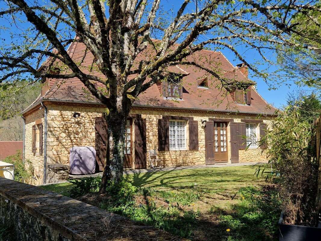 20260409151524 - Maison à SAVIGNAC-DE-MIREMONT